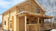 Деревянный сруб для строительства деревянного дома из оцилиндрованного бревна для семьи и постоянного проживания